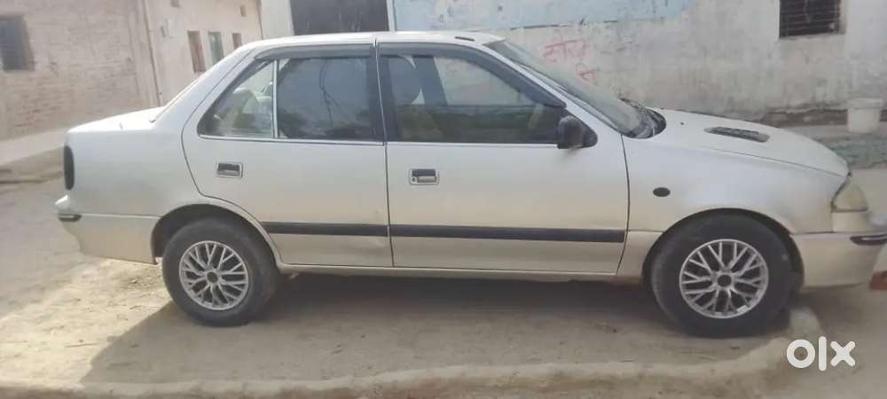 Maruti Suzuki Esteem 2006 Petrol 69500 Km Driven