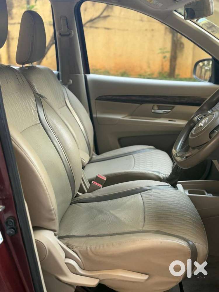 Maruti Suzuki Ertiga Zxi At Petrol, 2019, Petrol