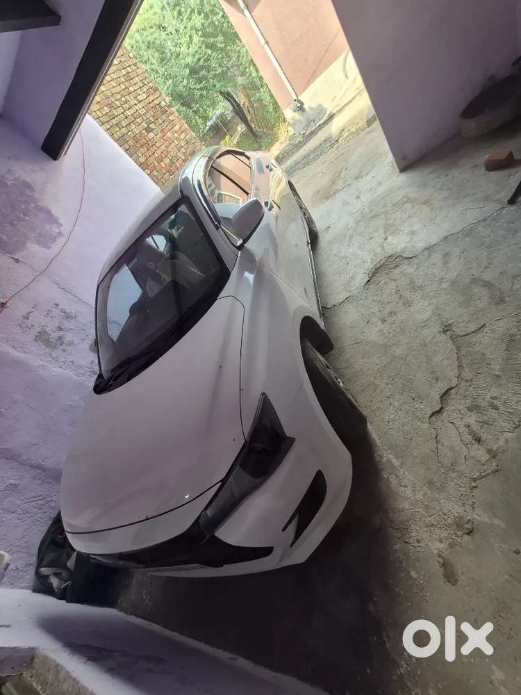 Maruti Suzuki Dzire 2025