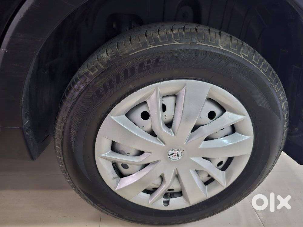 Mahindra Xuv300 W4, 2023, Petrol