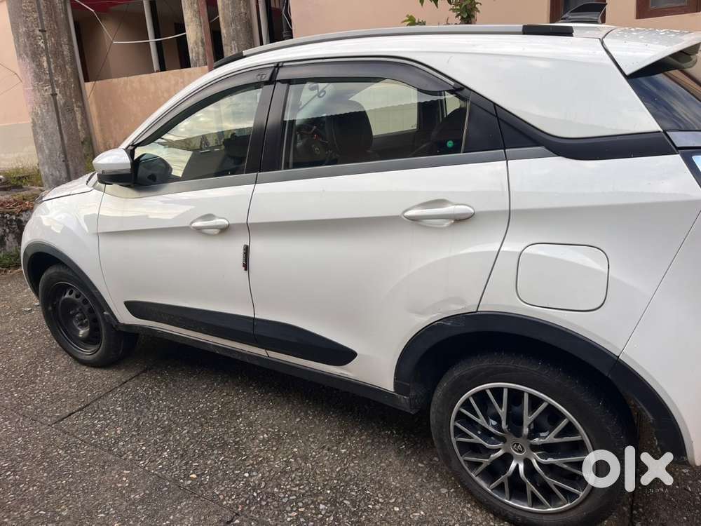 Tata Nexon Petrol 2019