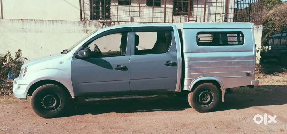 Mahindra Genio 2.5 Dc Vx 2014