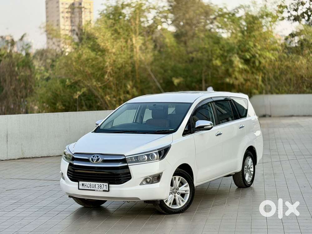 Toyota Innova Crysta