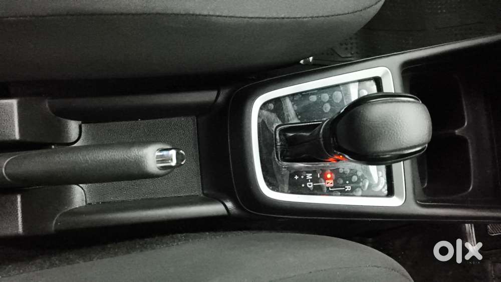 Maruti Suzuki Swift Amt Zxi, 2021, Petrol
