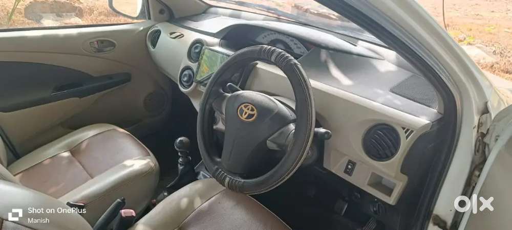 Toyota Etios Liva 2013