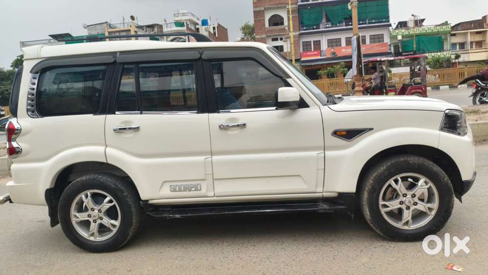 Mahindra Scorpio S10, 2017, Diesel