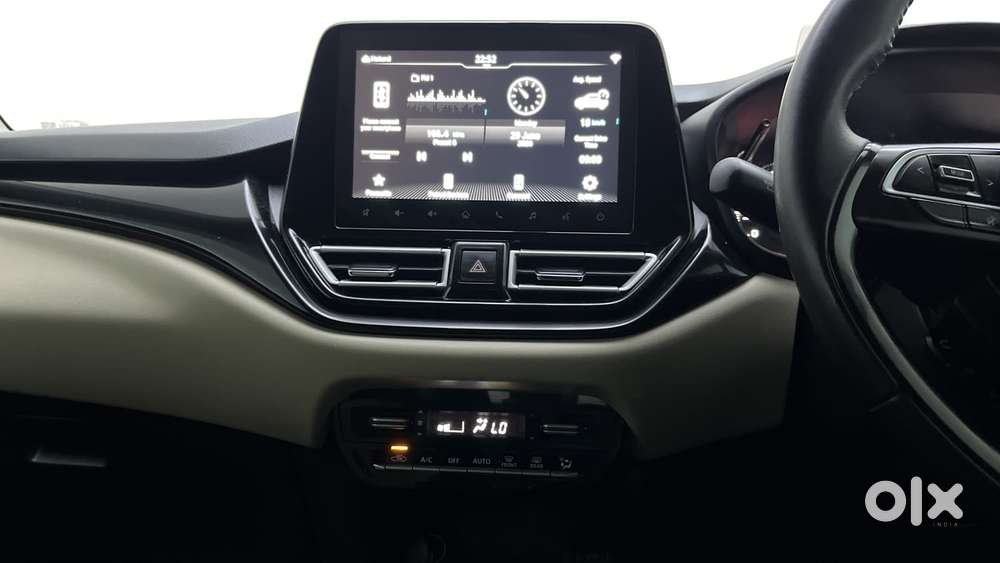 Toyota Glanza 1.2 V Amt, 2024, Petrol