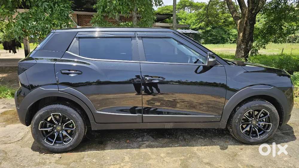 Mahindra Xuv 3xo Amt  2024