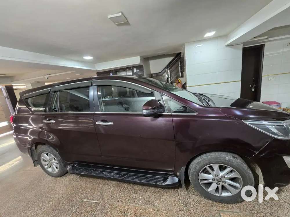 Toyota Innova Crysta 2018 Diesel 110000 Km Single Hand Driven