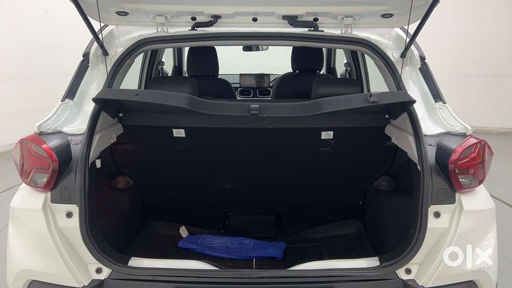 Tata Punch Creative Dual Tone Amt Sunroof, 2025, Petrol