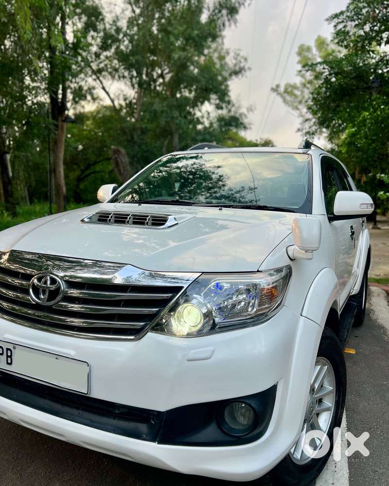 Toyota Fortuner 4x2 4 Speed At, 2013, Diesel