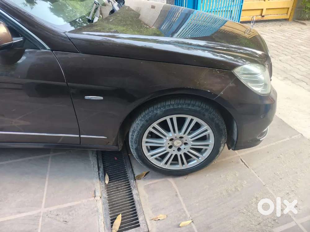 Mercedes-benz E-class Elegance 2012 Second Owner
