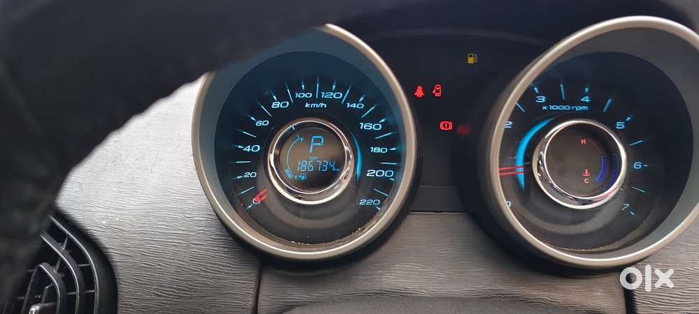 Mahindra Xuv500 2.2 W10, 2016, Diesel