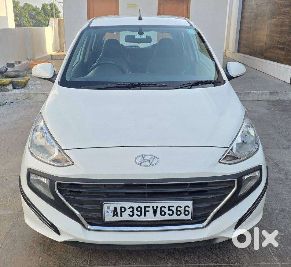 Hyundai Santro Asta, 2020, Petrol