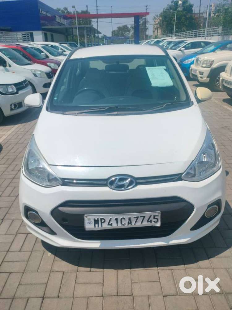 Hyundai Grand I10 2016-2017 Sportz Celebration Edition, 2016, Cng & ..
