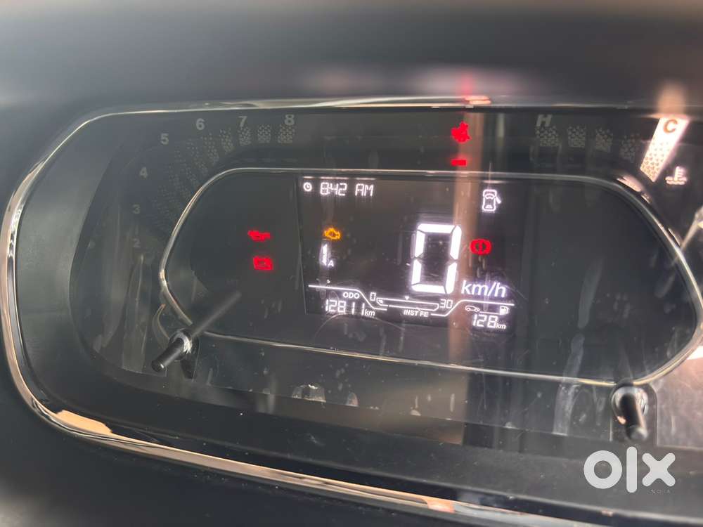 Tata Tiago Petrol 2022, 12811 Km. 4.60 Lakhs