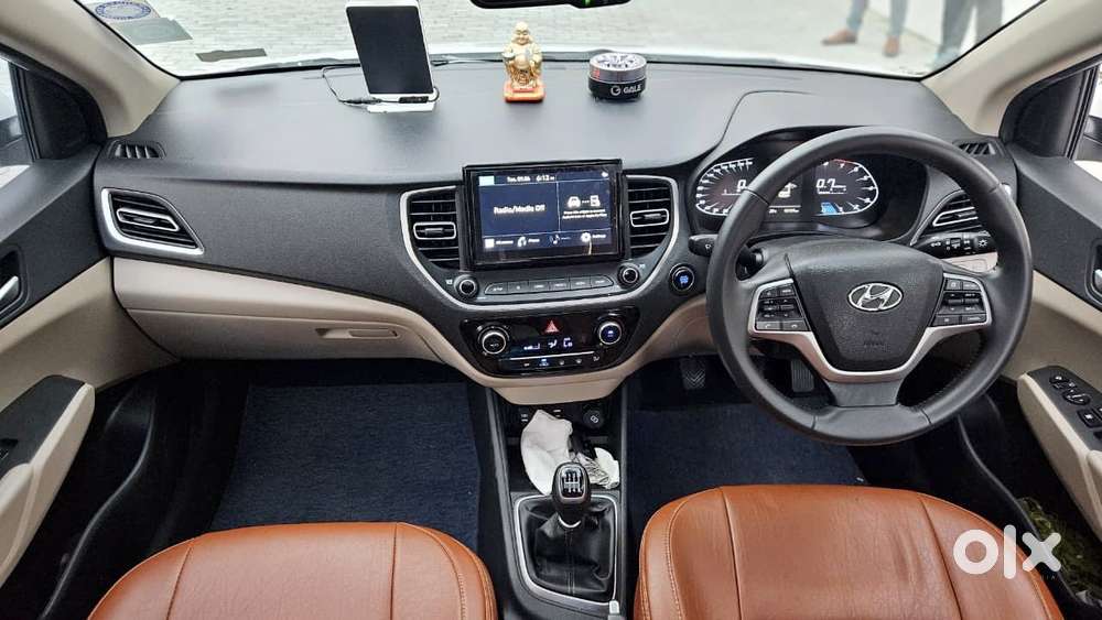 Hyundai Verna 1.5 Sx Petrol Mt, 2022, Petrol