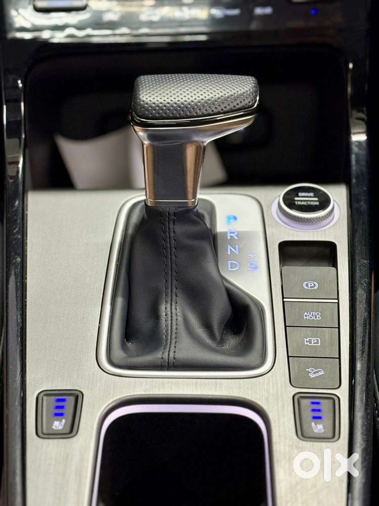 Hyundai Alcazar Signature 1.5 Petrol Dct 7str, 2024, Petrol