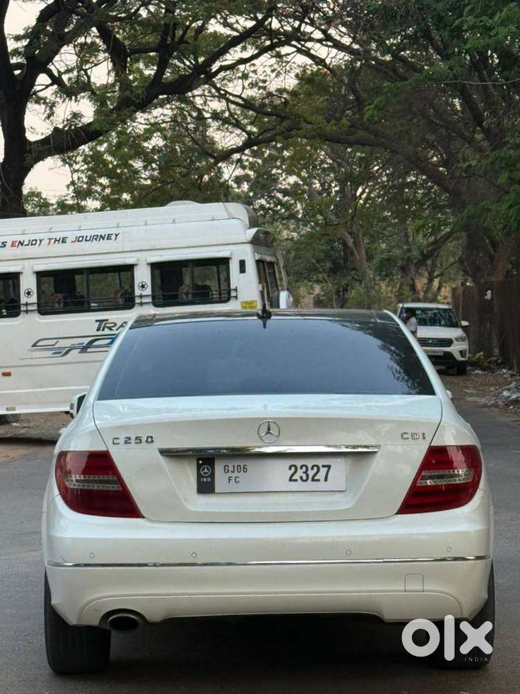 Mercedes-benz C-class 2012 Diesel 95000 Km Driven