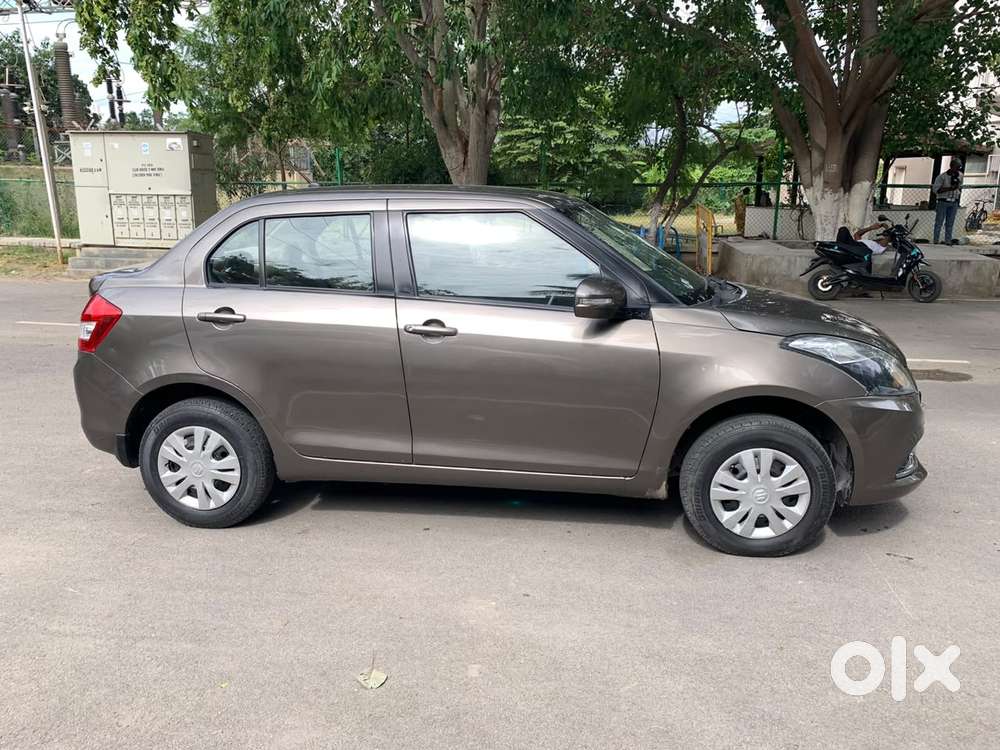 Maruti Suzuki Swift Dzire 1.2 Vxi Bsiv, 2016, Petrol