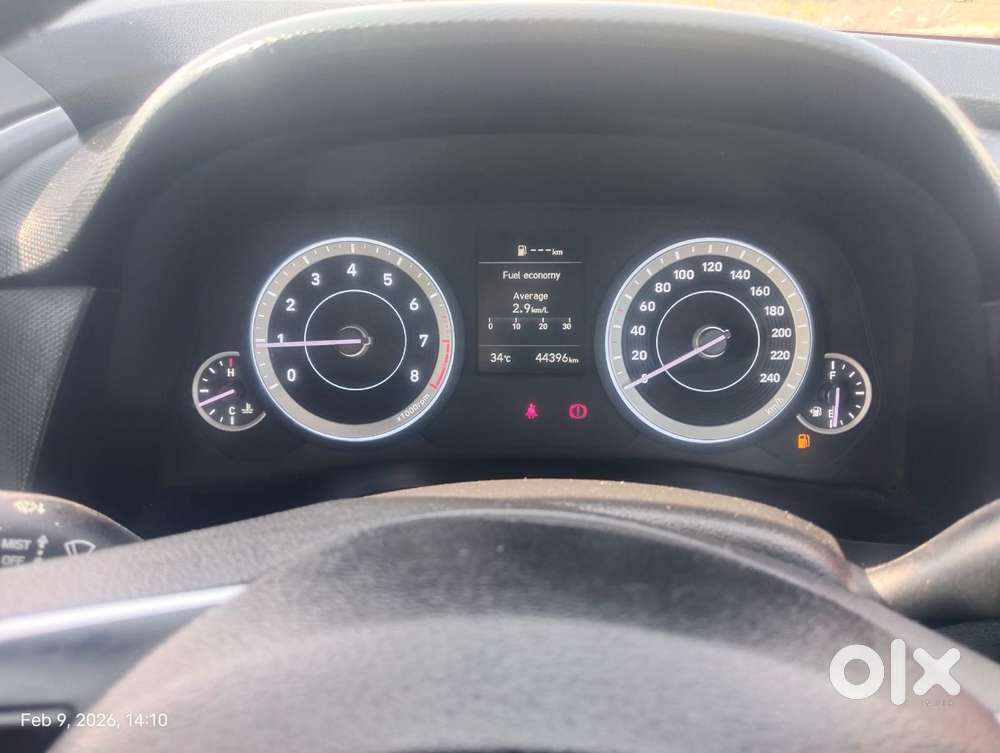 Hyundai Creta King Edition 1.5 Petrol Dual Tone, 2022, Petrol