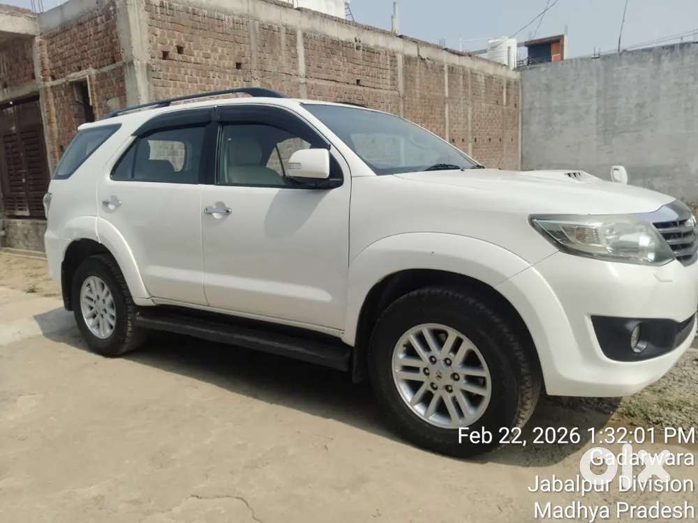 Toyota Fortuner 2012