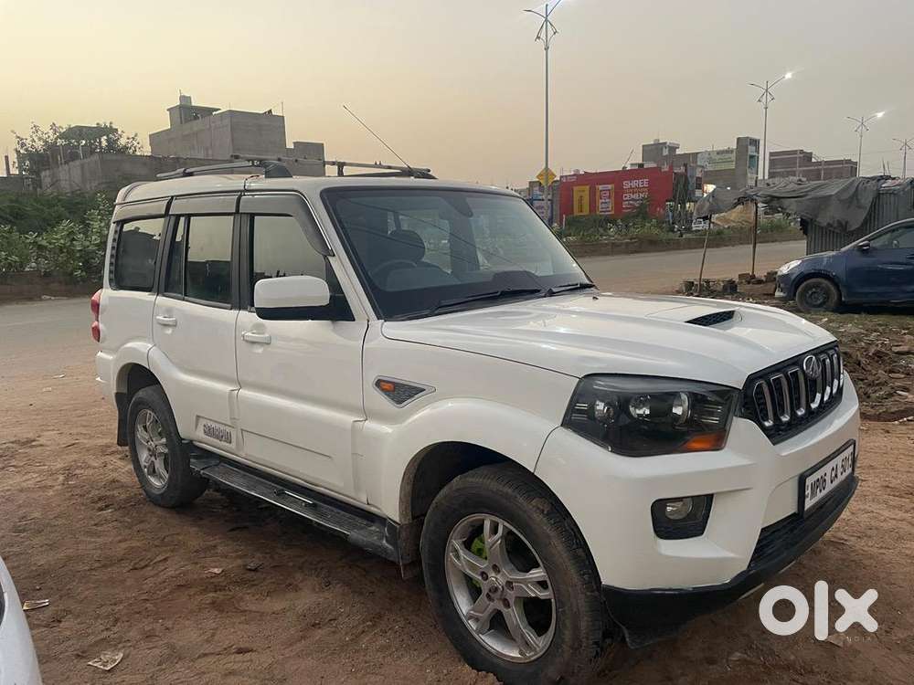 Mahindra Scorpio 2015 Diesel Well Maintained