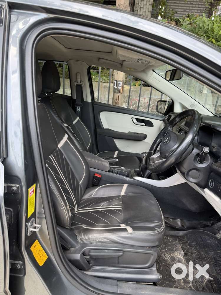 Tata Altroz Xz Plus (s) Icng, 2023, Cng & Hybrids