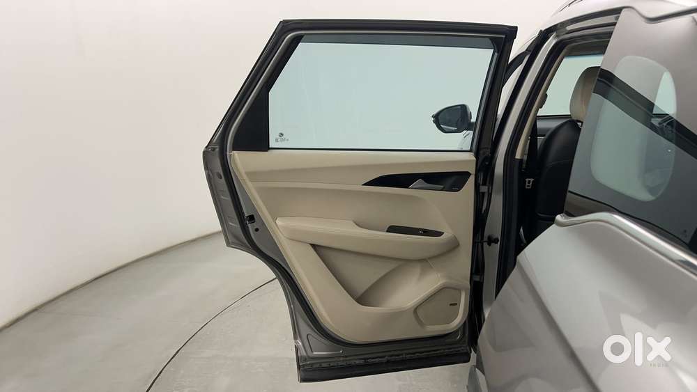 Mg Hector 1.5 Hybrid Sharp, 2021