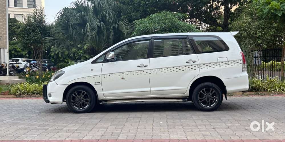 Toyota Innova, 2011, Diesel