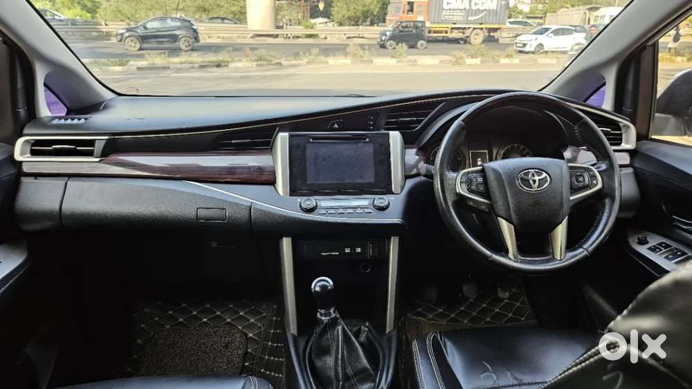 Toyota Innova Crysta 2.4 V 7 Str, 2017, Diesel