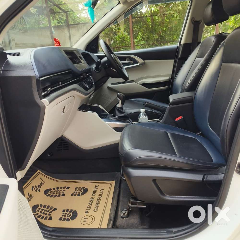 Kia Carens 1.4 Premium 7 Str, 2023, Petrol