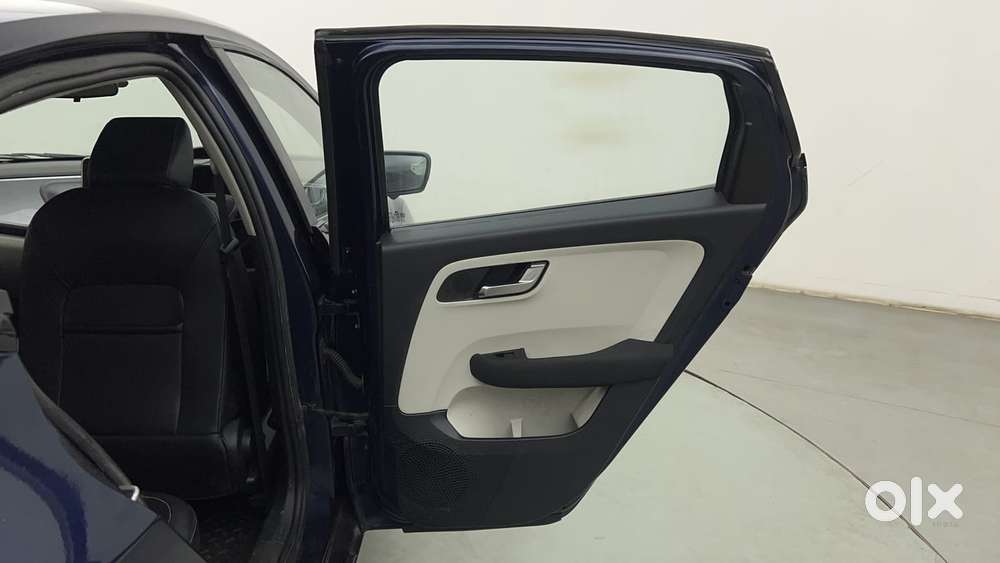 Tata Altroz 1.2 Xz Plus Petrol, 2023, Petrol