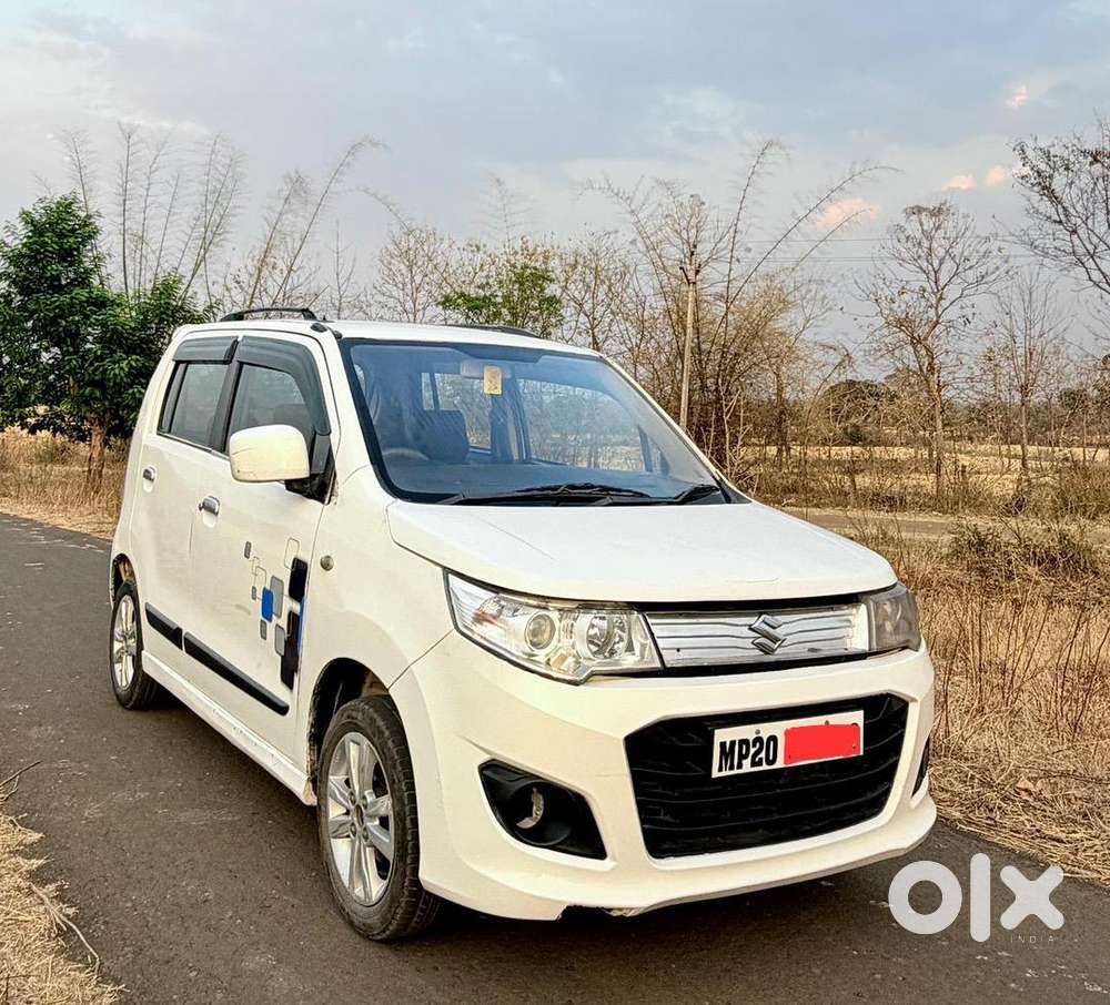 Maruti Suzuki Wagon R Stingray 2015 Petrol Well Maintained