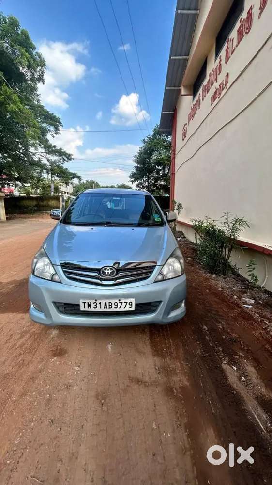 Toyota Innova 2009 Diesel Well Maintained