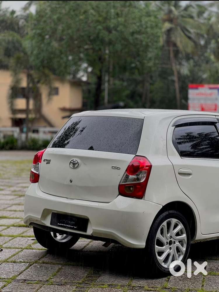 Toyota Etios Liva 2017 Km Driven 120000