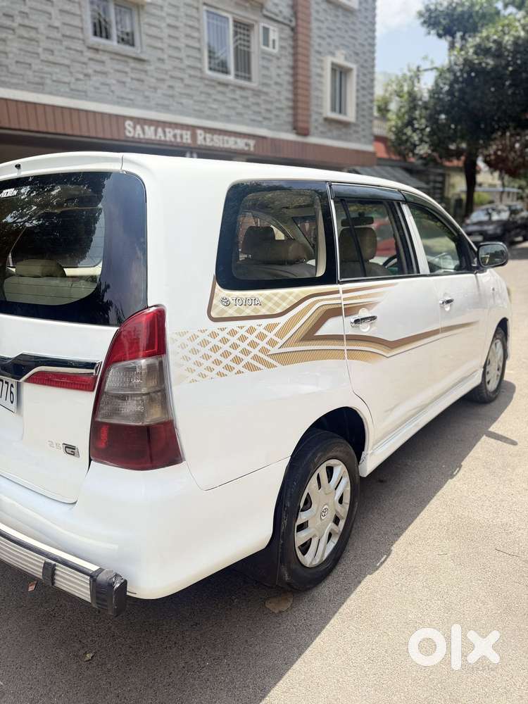 Toyota Innova 2.5 G (diesel) 8 Seater, 2013, Diesel