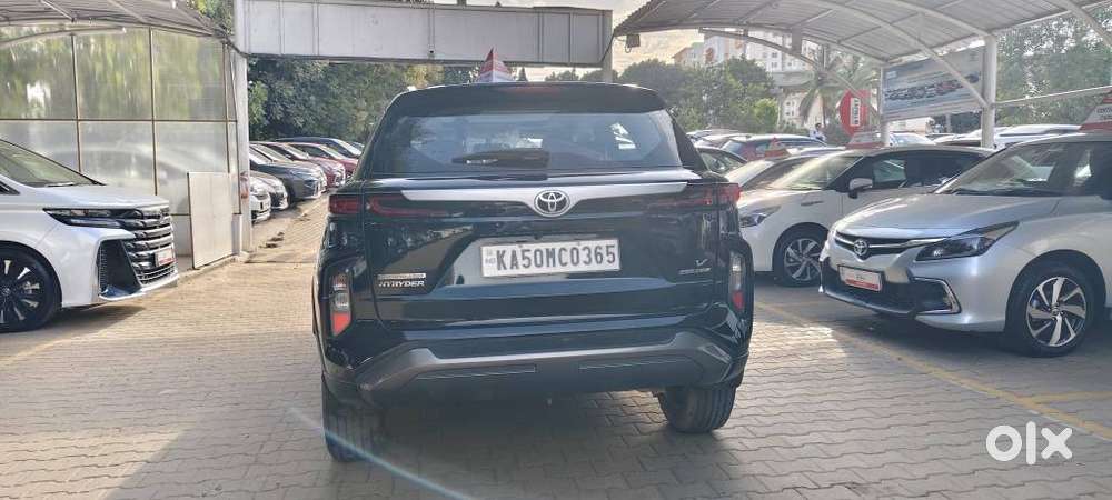Toyota Urban Cruiser Hyryder 1.5 V Neo Drive, 2023, Petrol