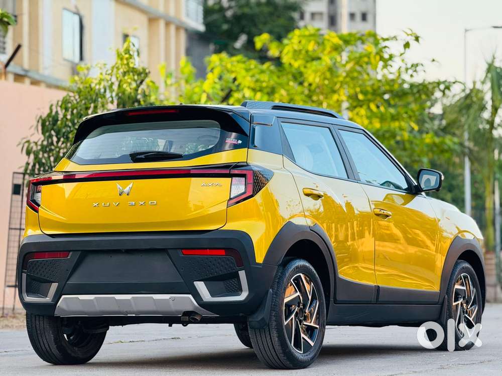 Mahindra Xuv 3xo Ax7l 1.2 Petrol At (pg), 2024, Petrol