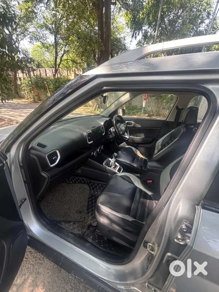 Hyundai Venue 2020 Petrol 48000 Km Driven