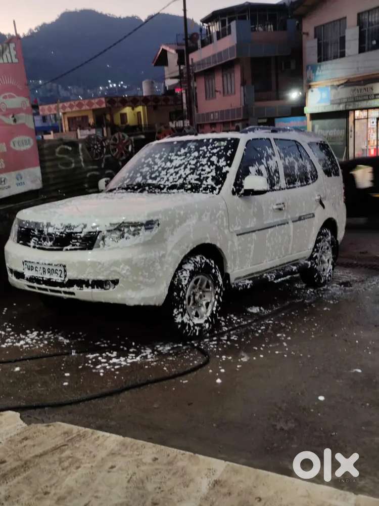 Tata Safari Storme 2019. Comprehensive Insurance With 1 Year Validity.