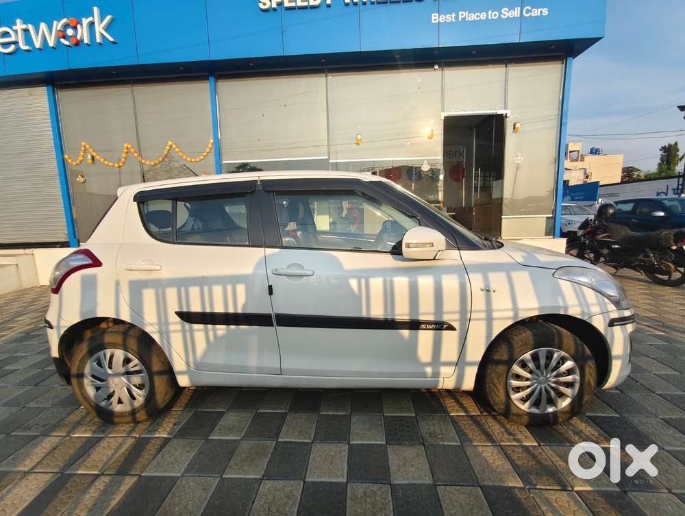 Maruti Suzuki Swift Vxi, 2016, Cng & Hybrids