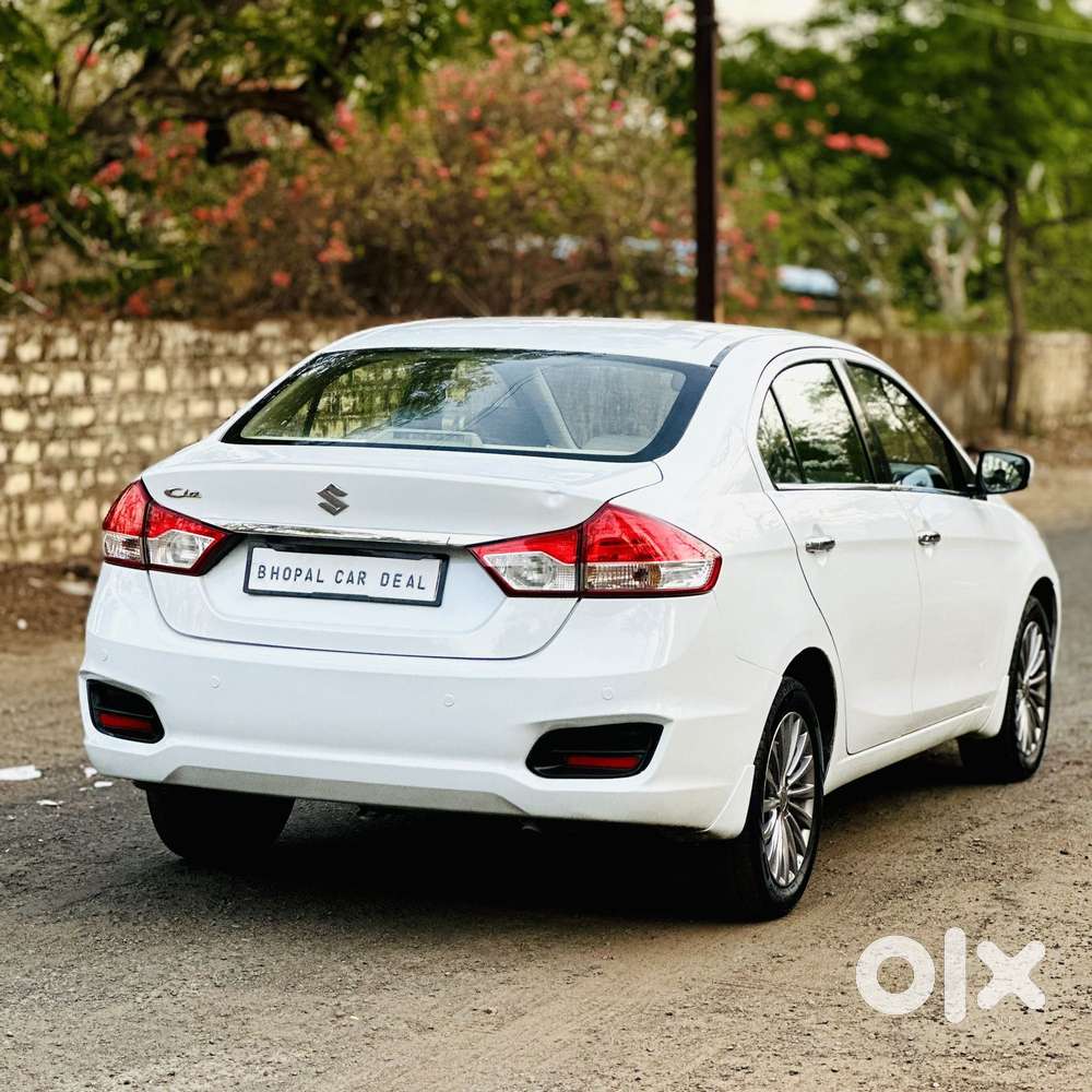 Maruti Suzuki Ciaz 1.5 Alpha Shvs Petrol, 2018, Petrol
