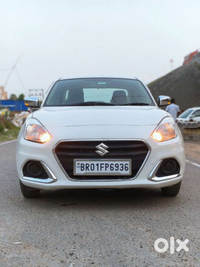 Maruti Suzuki Dzire 1.2 Vxi, 2022, Petrol
