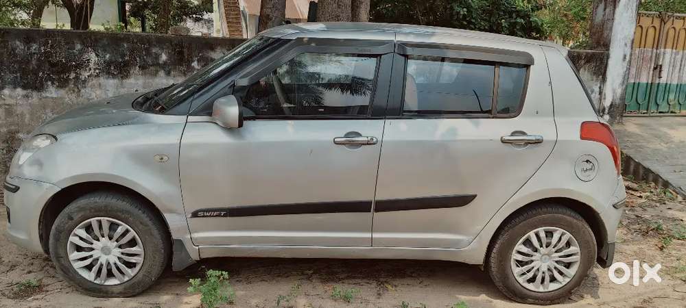 Maruti Suzuki Swift 2006 Petrol 108300 Km Driven