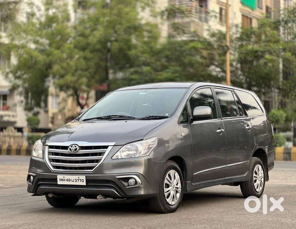 Toyota Innova 2.5 G (diesel) 8 Seater, 2015, Diesel