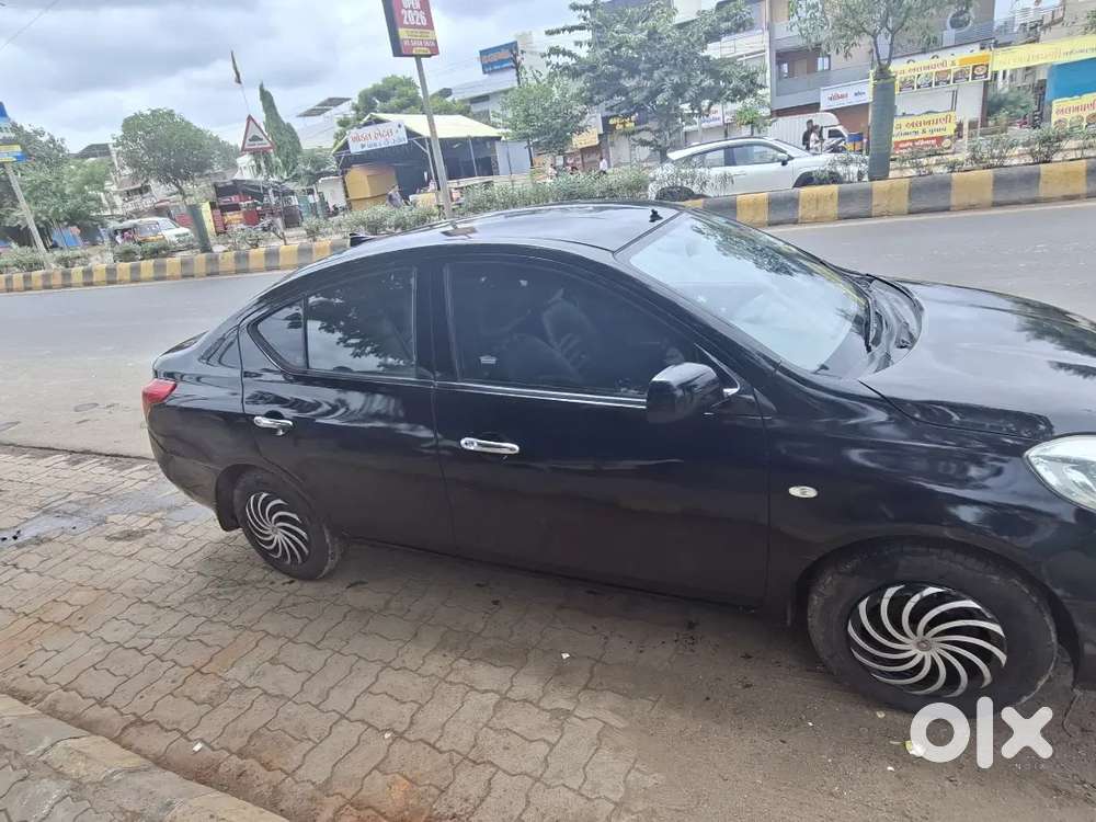 Nissan Sunny Petrol 2012