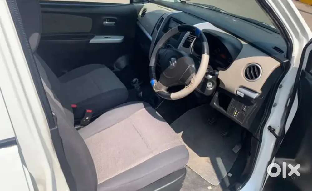 Maruti Suzuki Wagon R 1.0 2015 Year Vxi Amt