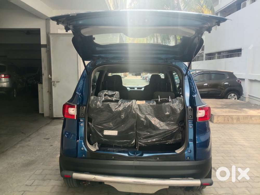 Renault Triber Rxz, 2022, Petrol