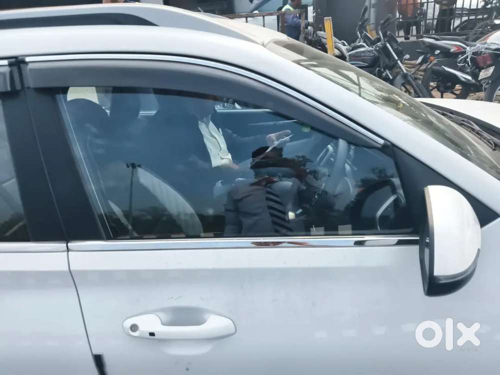 Kia Sonet Htk Petrol 2026